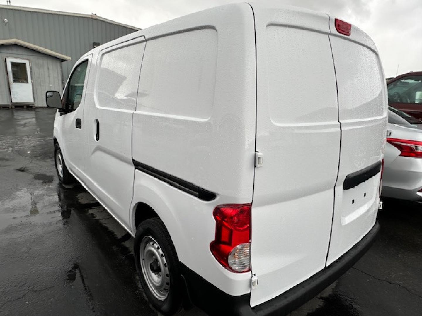2019 White Nissan NV200 S (3N6CM0KNXKK) , Automatic transmission, located at 3200 1st Avenue North, Billings, MT, 59101, (406) 245-9055, 45.779270, -108.510742 - Off-Lease Front Wheel Drive Cargo Van with Low Mileage! Power Windows, Power Door Locks, Sliding Doors on Driver and Passenger Sides, Automatic Transmission, Air Conditioning and More! CarFax Dealer Auto Brokers of Montana/AA&A Auto Rental/Fox Car Rental Billings - Photo#5